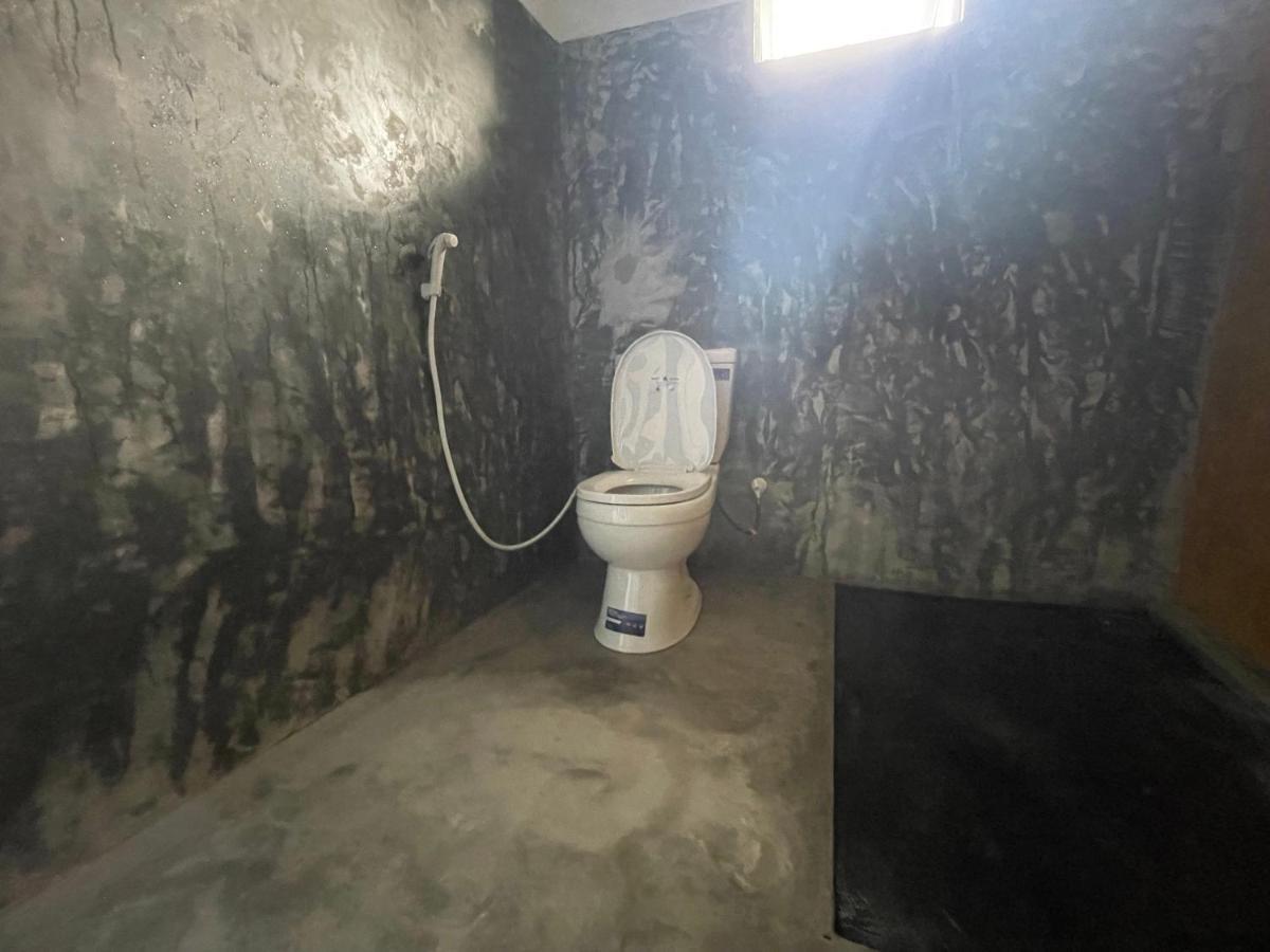 Bunk 15 Hiriketiya Ostello Dikwella Esterno foto