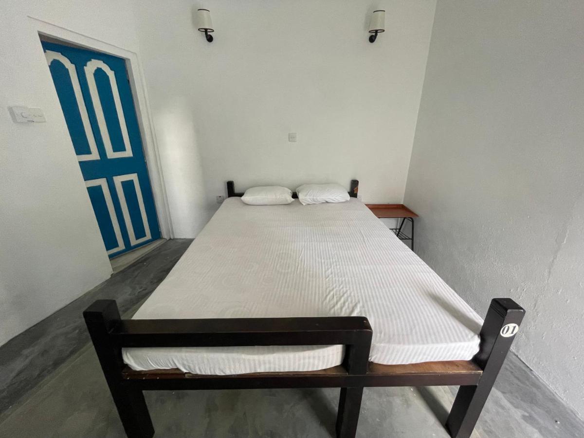 Bunk 15 Hiriketiya Ostello Dikwella Esterno foto