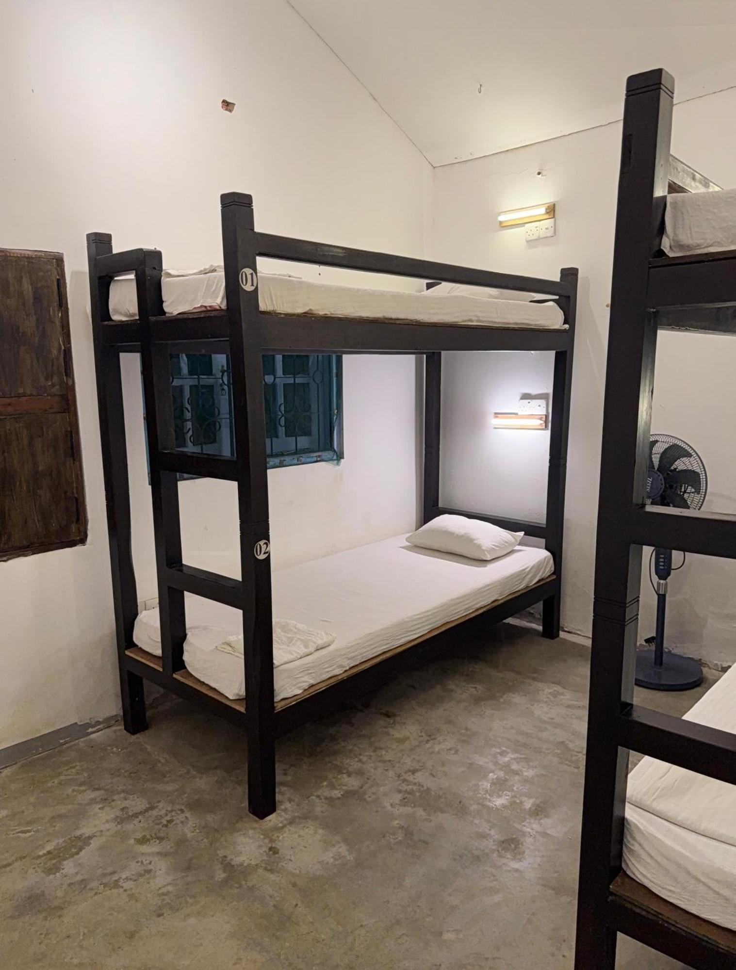 Bunk 15 Hiriketiya Ostello Dikwella Esterno foto